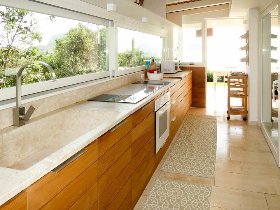 Cabinetry, Countertop, Tap, Property, Kitchen Sink, Sink, Wood, Kitchen, Interior Design, Flooring