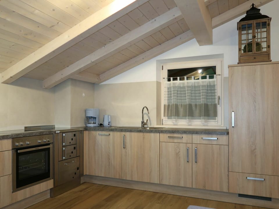 Countertop, Cabinetry, Building, Property, Furniture, Tap, Kitchen Sink, Kitchen, Wood, Kitchen Stove