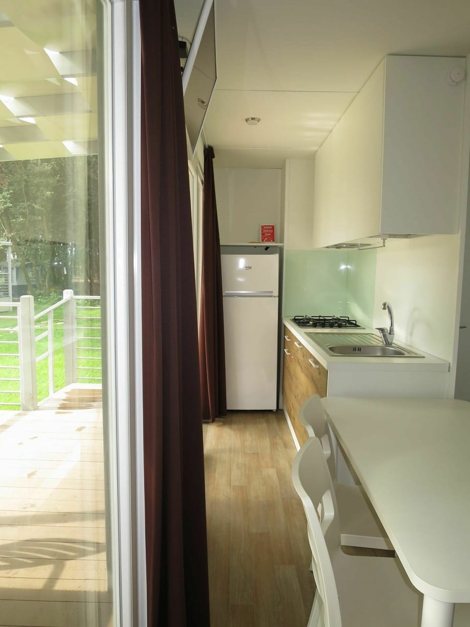 Cabinetry, Building, Property, Countertop, Wood, Interior Design, House, Kitchen, Kitchen Appliance, Flooring