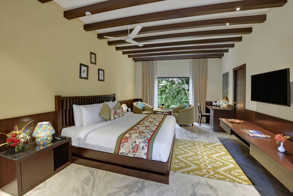 Premium bedding, soundproofing, WiFi (free)