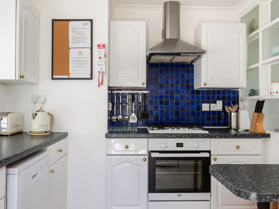 Cottage | Interior