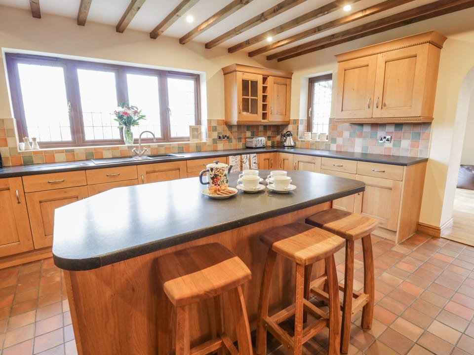 Cottage | Interior