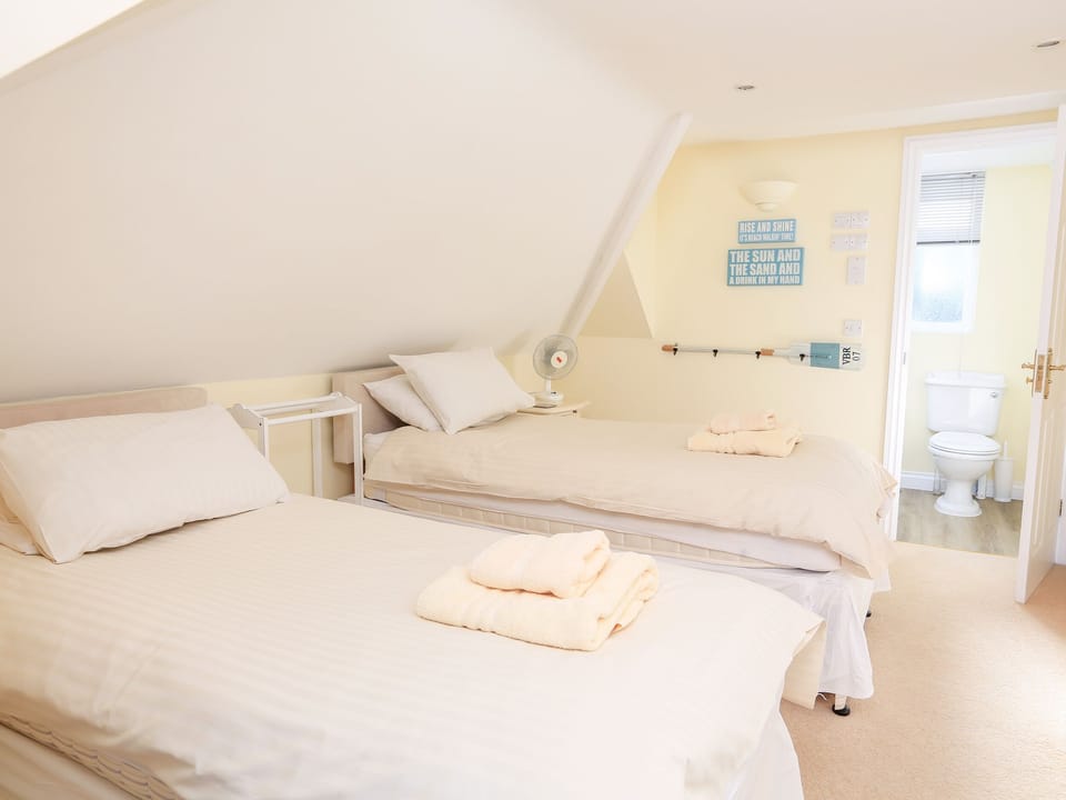 Cottage | Interior