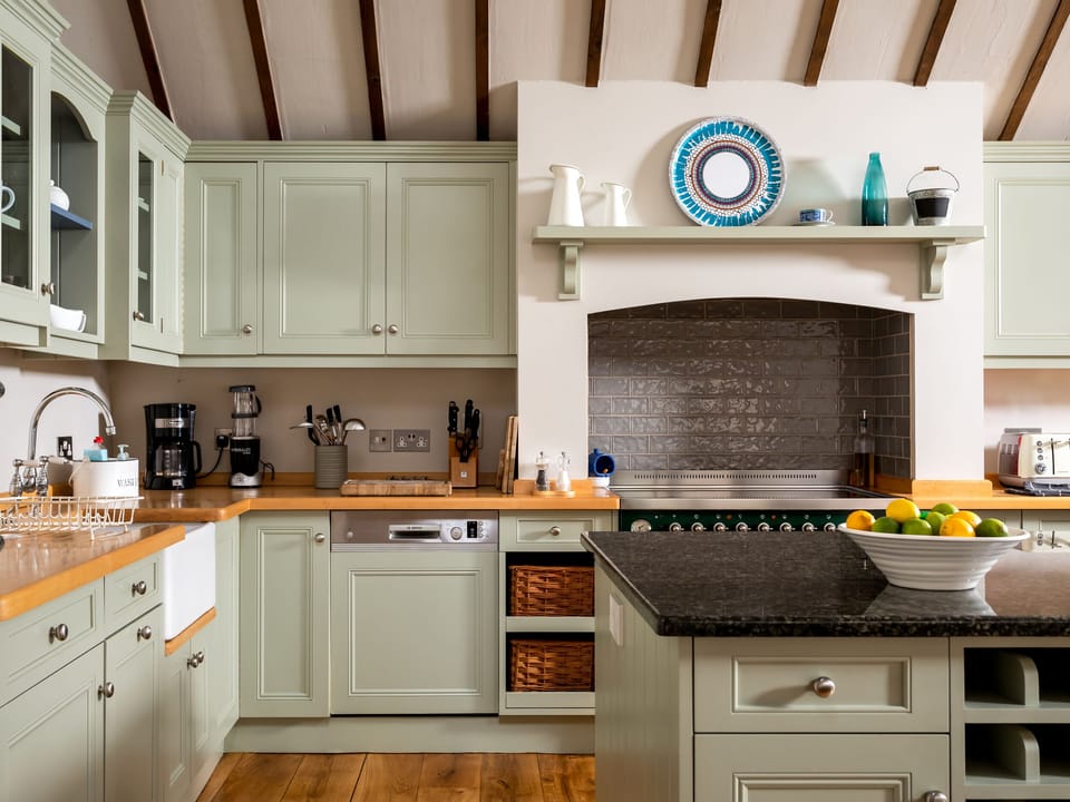 Cottage | Interior