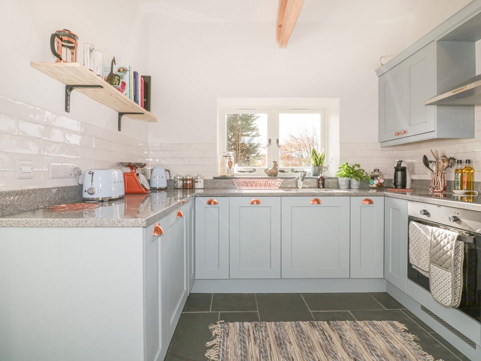 Cottage | Interior