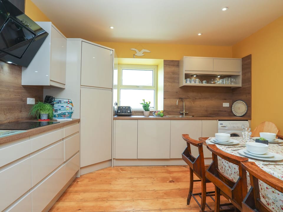 Cottage | Interior