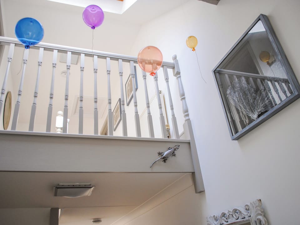 Cottage | Interior