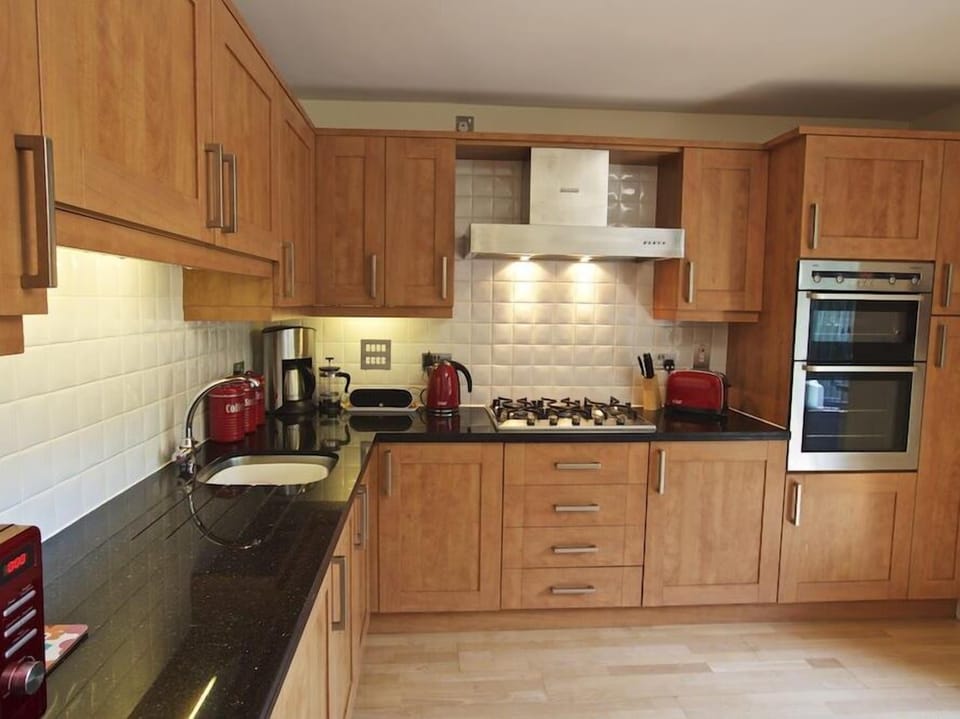 Cottage | Private kitchen | Cookware/dishes/utensils