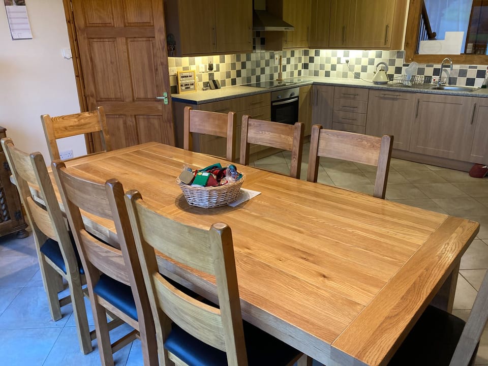 Cottage | Dining