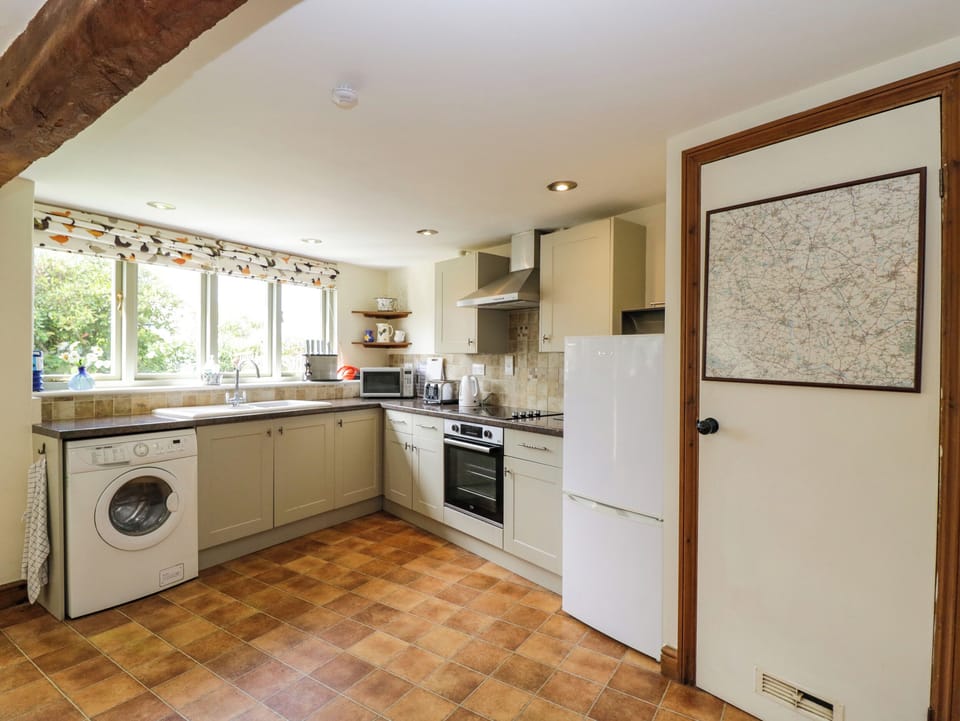 Cottage | Private kitchen | Cookware/dishes/utensils