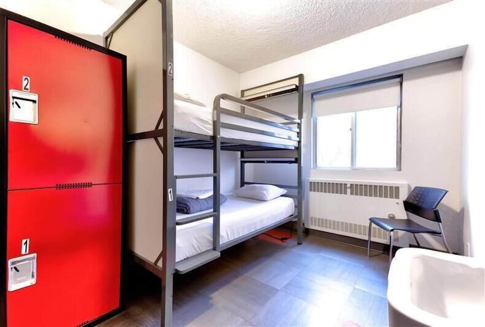 Twin Room, Shared Bathroom | Free WiFi, bed sheets