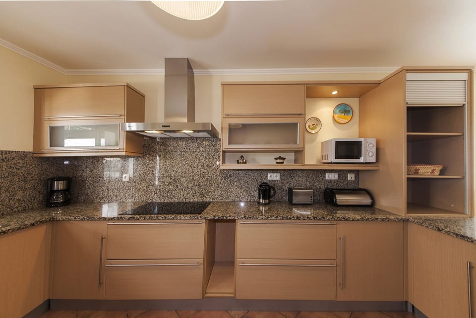 Villa, 3 Bedrooms | Private kitchen | Full-size fridge, microwave, oven, stovetop