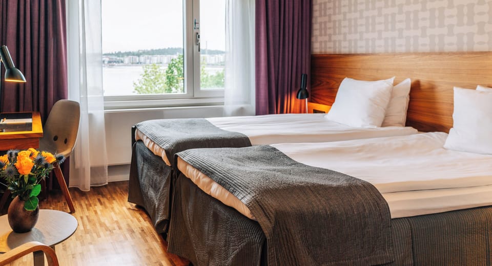 Business Double Room | In-room safe, desk, blackout drapes, free WiFi