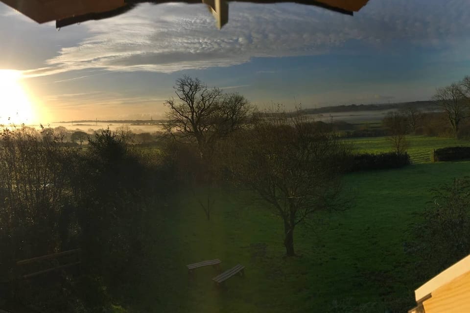 Executive House | Mountain view