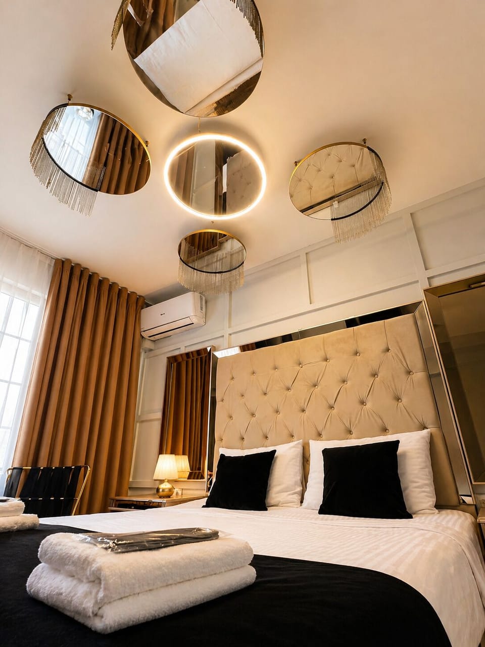 City Double Room | Minibar, soundproofing, iron/ironing board, free WiFi