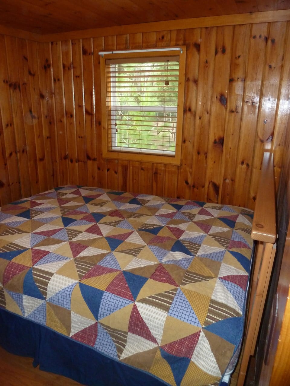 Second bedroom, queen bed, lake view.