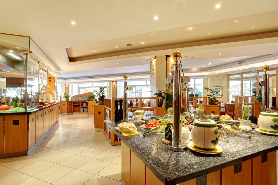 Food court