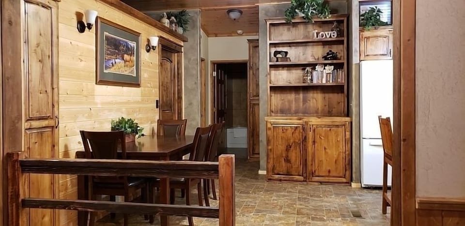 Kitchen and 2nd dinning area. 