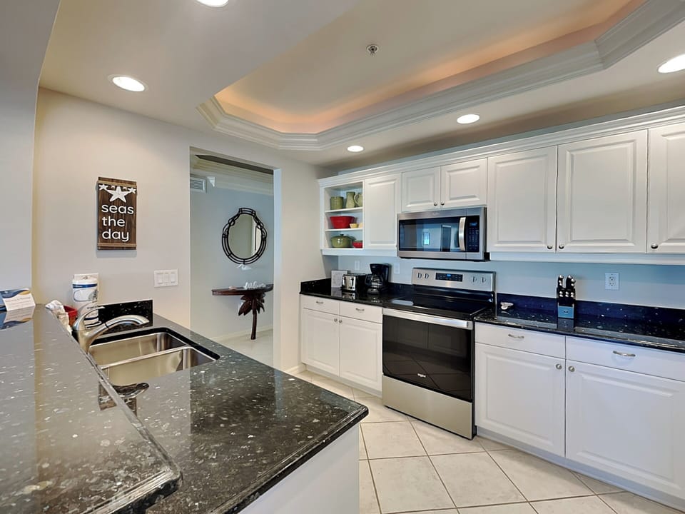 Condo (3 Bedrooms) | Property amenity