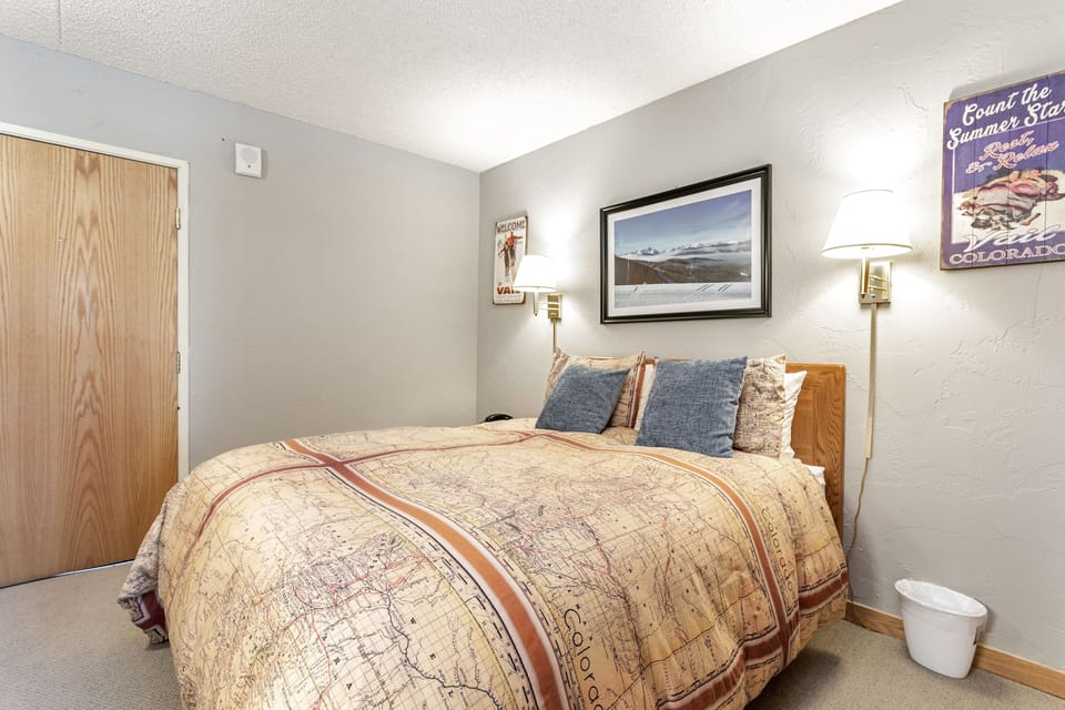 Studio King Bedroom