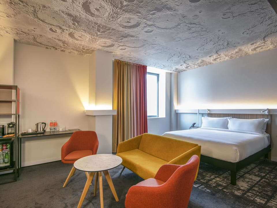 Family Room, 1 Double Bed | Hypo-allergenic bedding available, minibar, in-room safe, desk