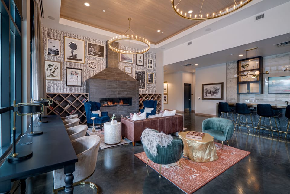 Sable offers a warm welcoming space for all guests. Enjoy the Members' Lounge!