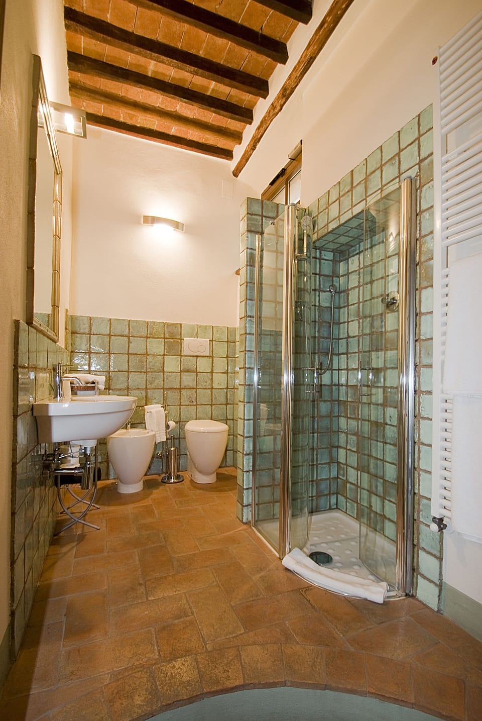 Luxury Room, Jetted Tub | Bathroom | Free toiletries, hair dryer, bidet, towels