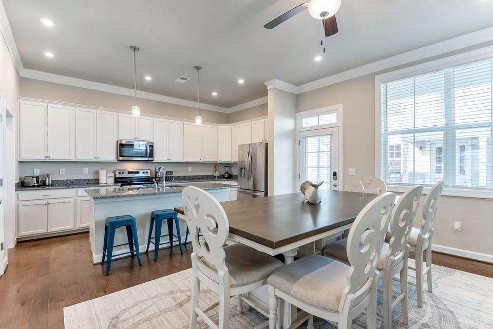 Spacious dining for unforgettable family feasts! ️