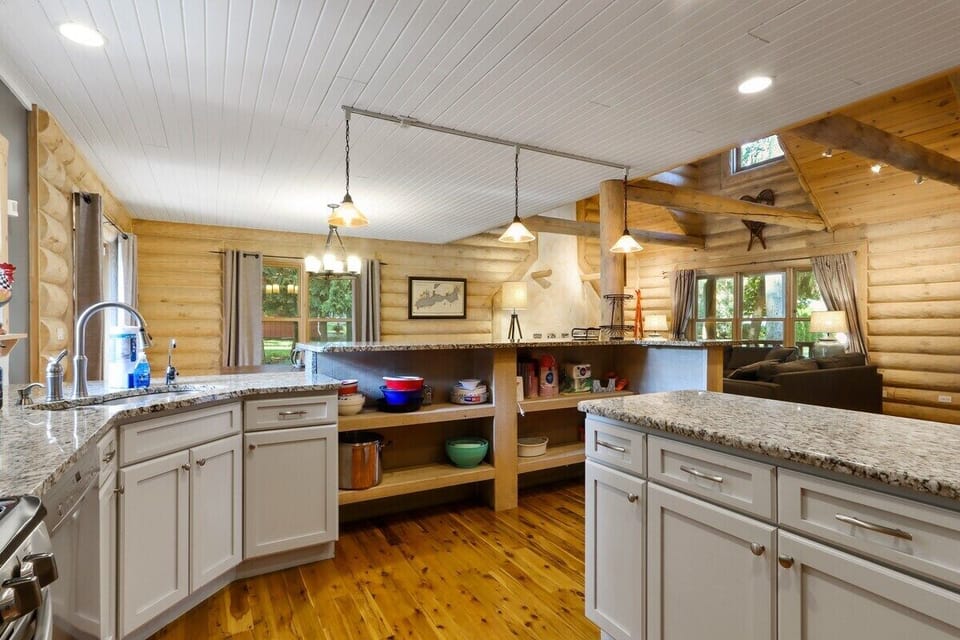 spacious area great for cooking