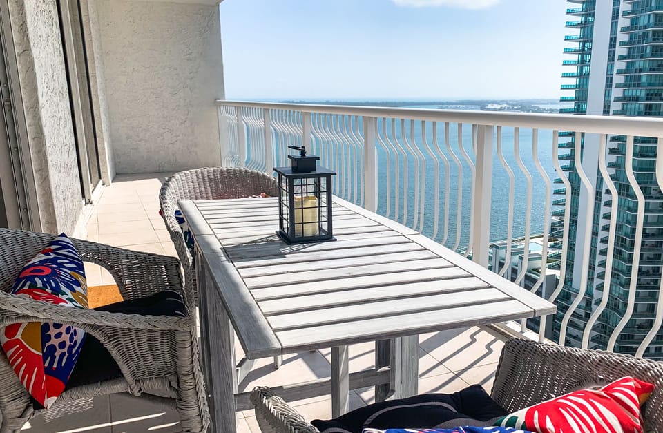 Morning coffee or evening wine with a Brickell view—yes, please!