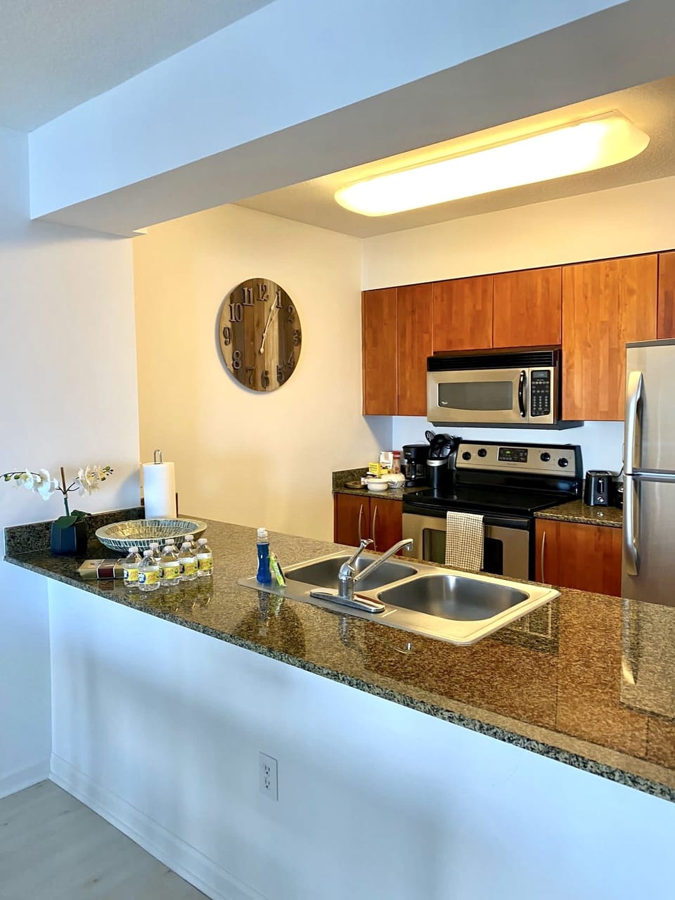 Very nice kitchen with dishwasher. Fully stocked.
