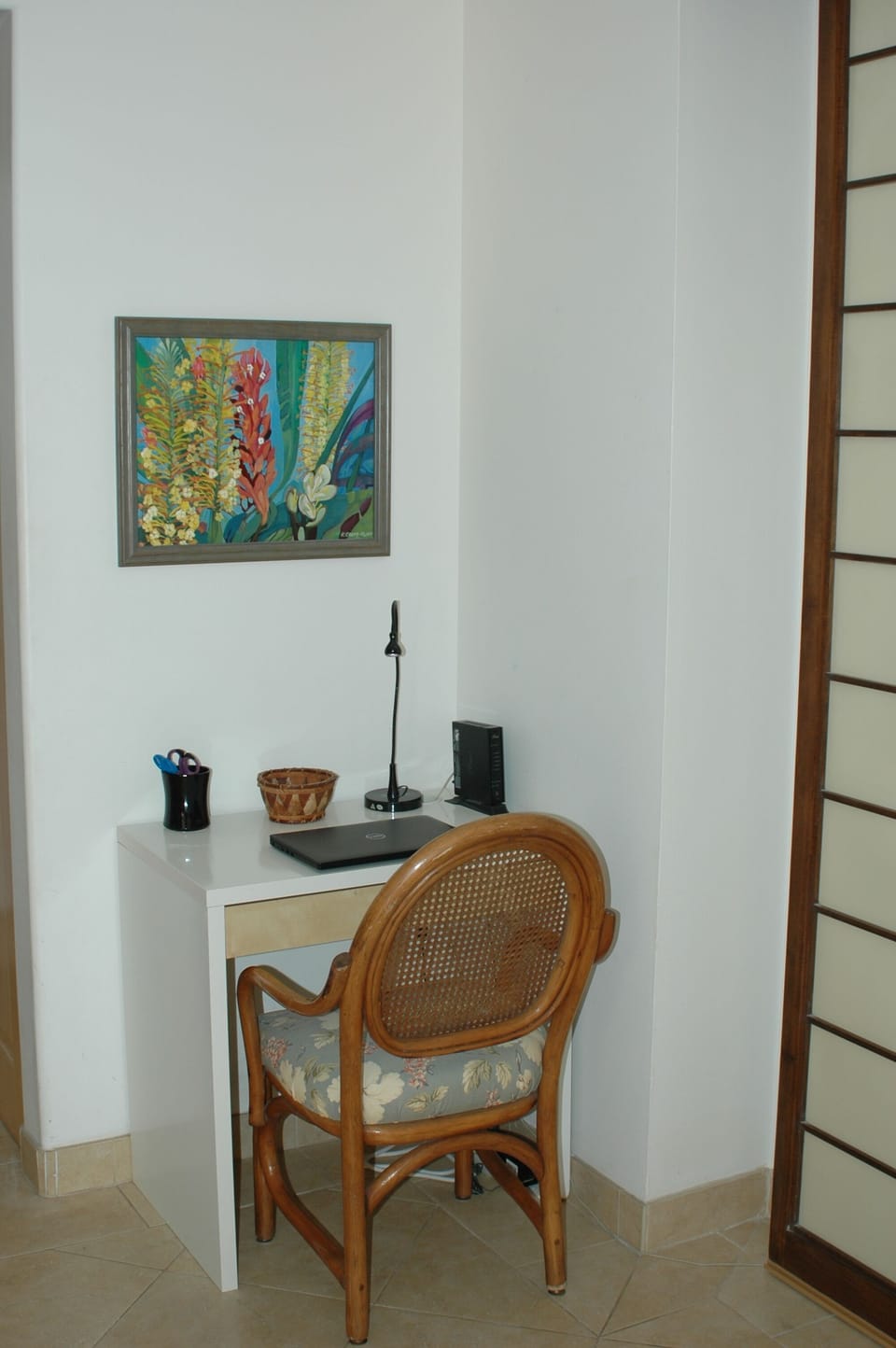Computer desk 