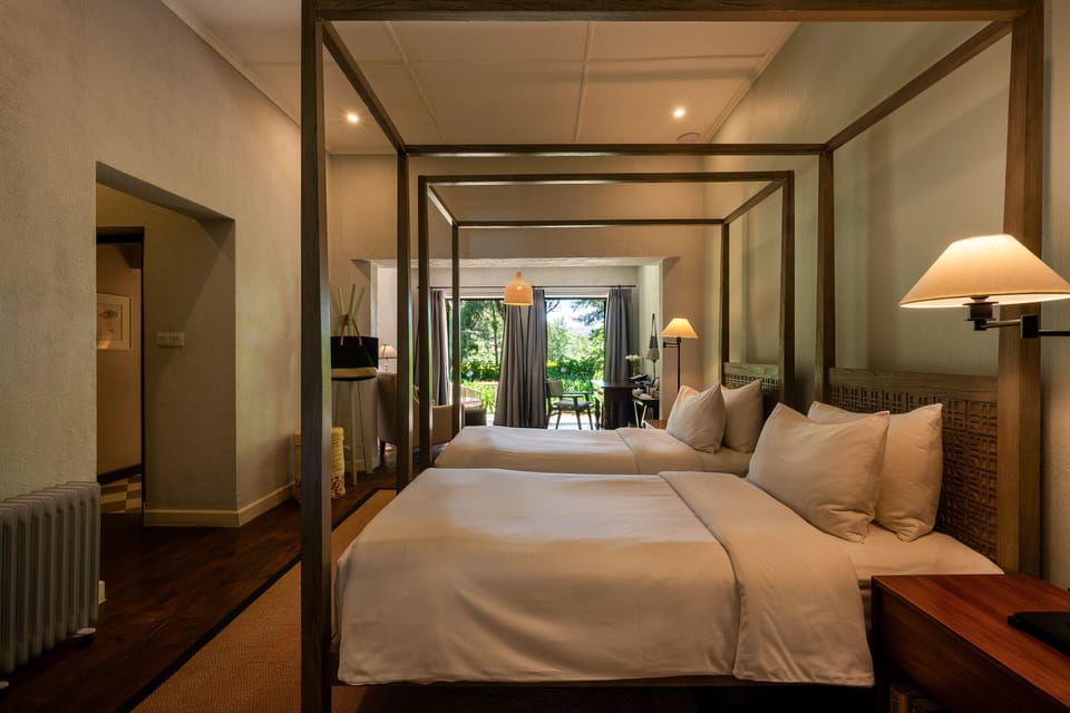 Premium bedding, in-room safe, individually decorated