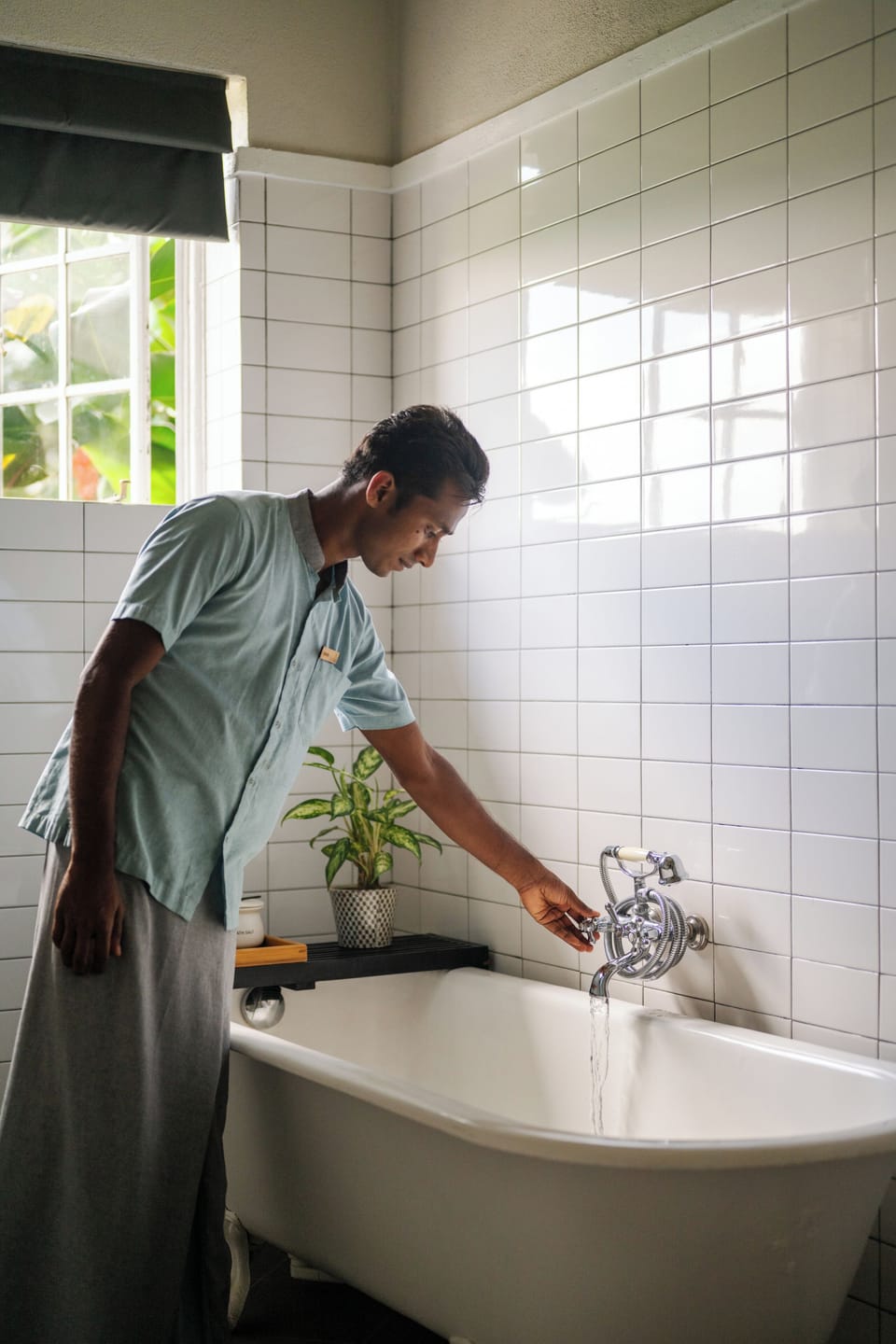 Ella Rock Suite | Bathroom | Shower, free toiletries, bathrobes, slippers