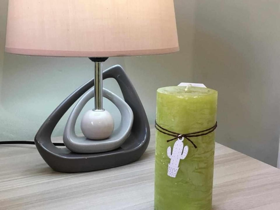 Desk, cribs/infant beds, free WiFi, bed sheets