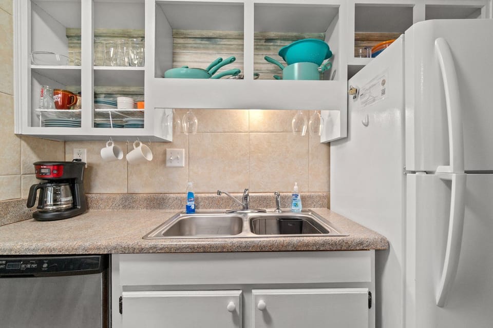 "The kitchen was the most well equipped kitchen I’ve experienced in a vacation rental! It had everything we needed to cook every meal at “home.”" -Khilah B.