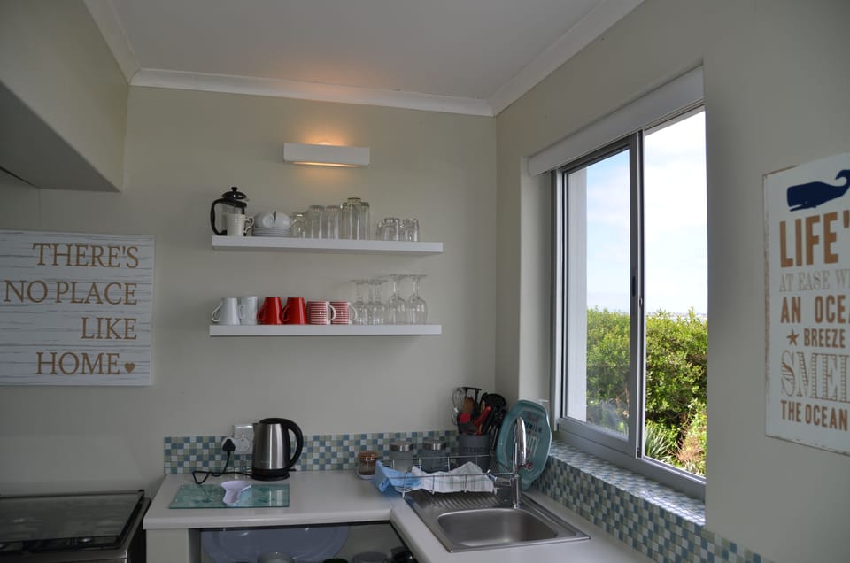 Villa, 2 Bedrooms | Private kitchen | Fridge, stovetop, electric kettle, cookware/dishes/utensils