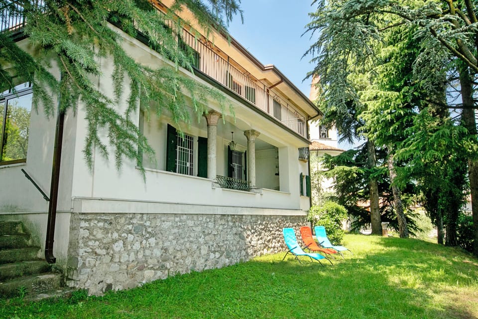 Family Villa, Multiple Bedrooms (Villa Alberti 900m from Garda lake) | Front of property