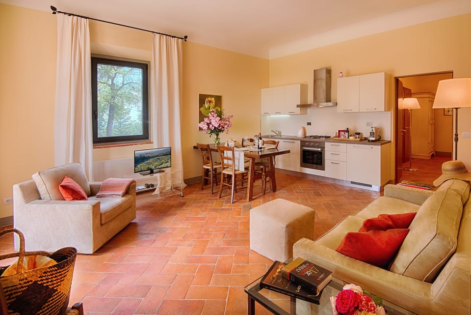 Apartment, 2 Bedrooms, Accessible, Pool Access | Private kitchen | Full-size fridge, microwave, oven, stovetop