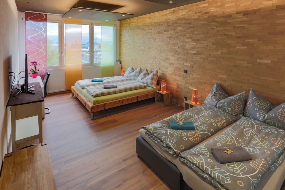 Family Room | Individually decorated, individually furnished, desk, laptop workspace