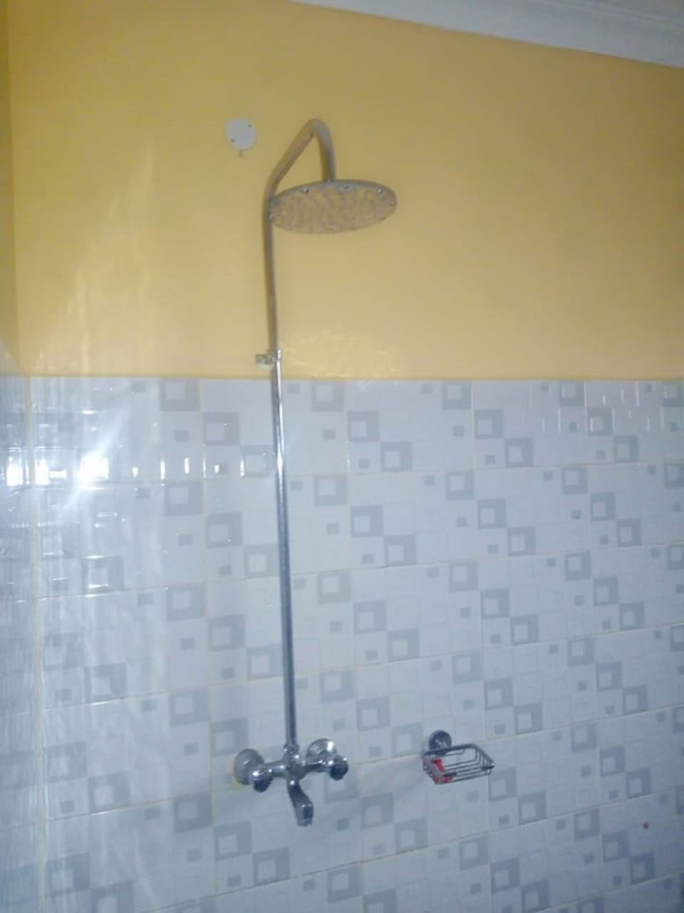 Shower, rainfall showerhead, towels