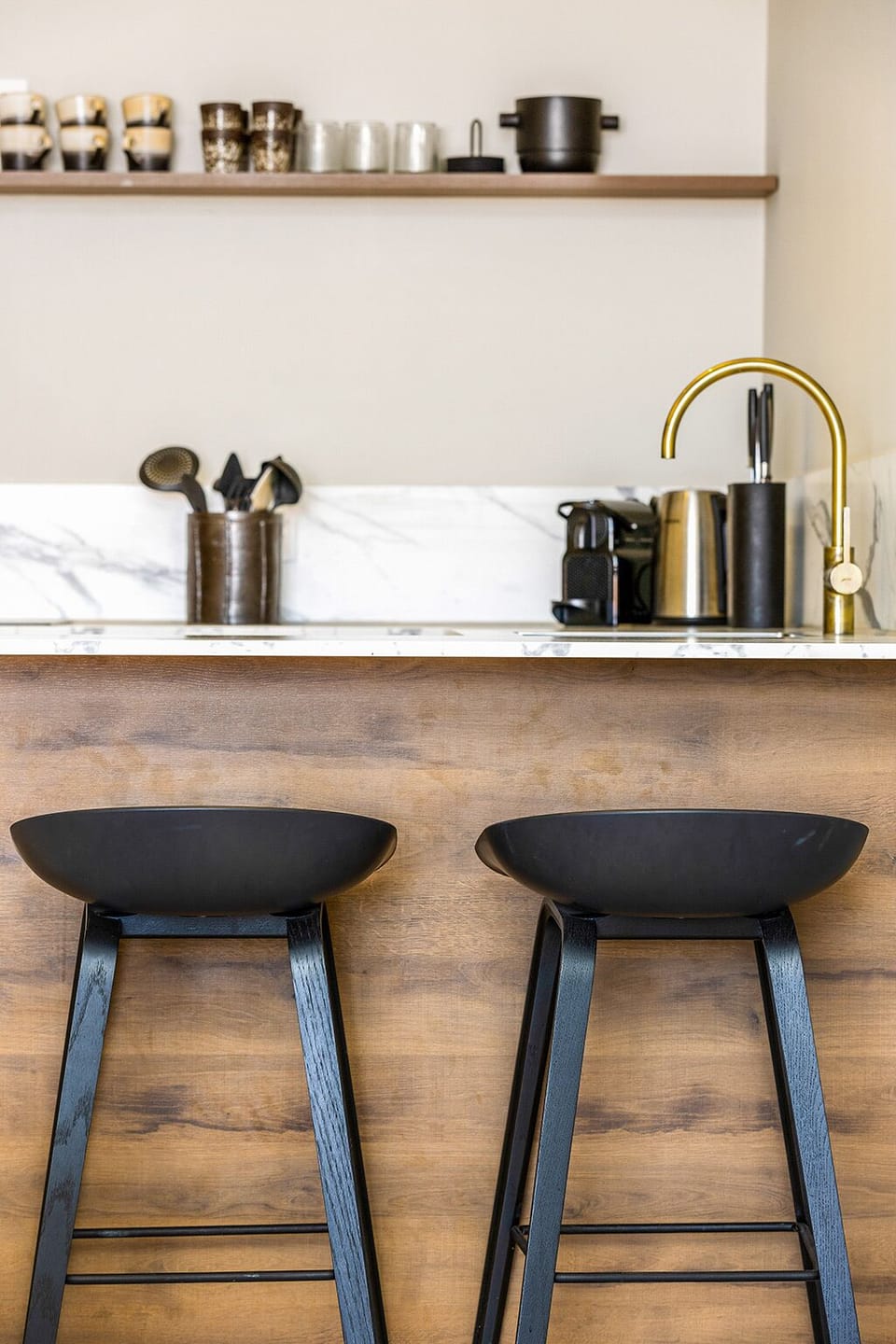 Shared fridge, espresso maker, coffee/tea maker, electric kettle
