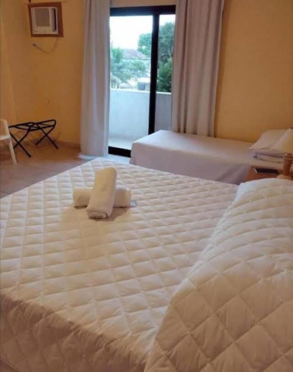 Superior Room | Minibar, desk, blackout drapes, soundproofing