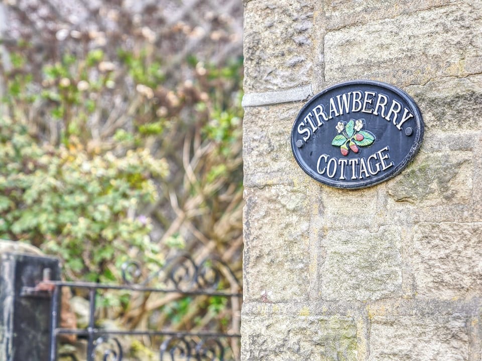 Exterior | Strawberry Cottage, Haworth