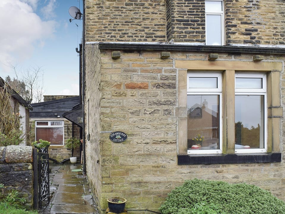 Exterior | Strawberry Cottage, Haworth
