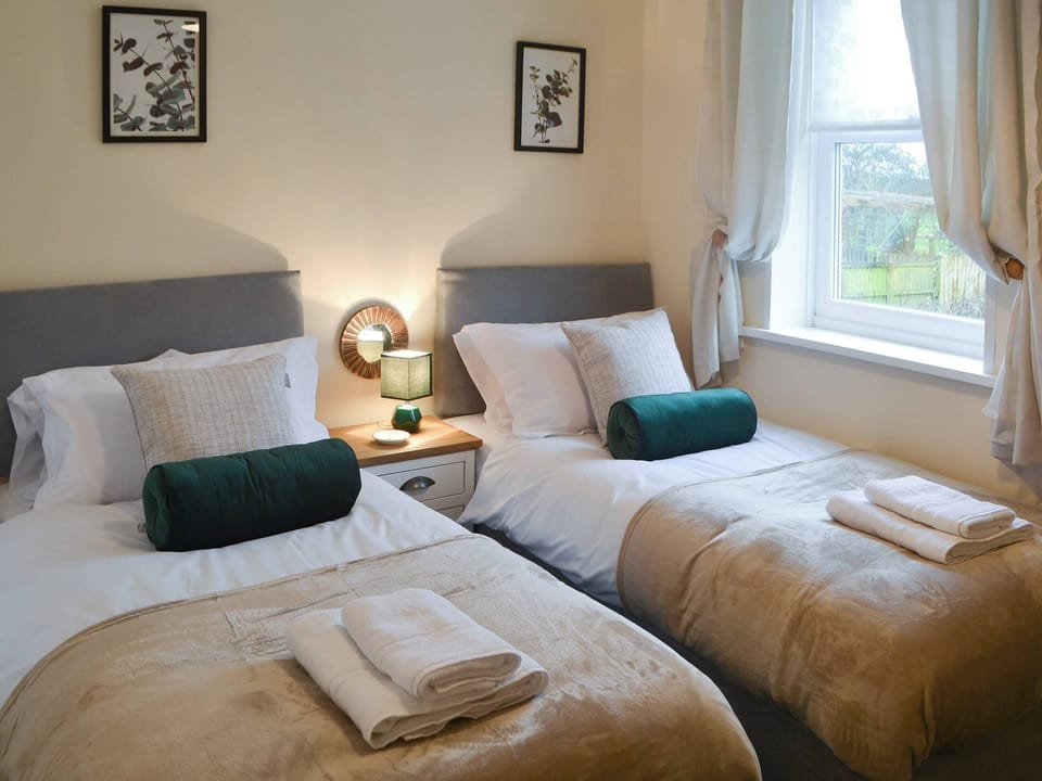 Charming bedroom with twin single beds | Broughs House, North Broomhill, near Amble