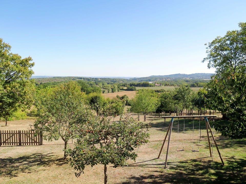 Sky, Plant, Plant Community, Ecoregion, Natural Landscape, Tree, Shade, Land Lot, Landscape, Plain