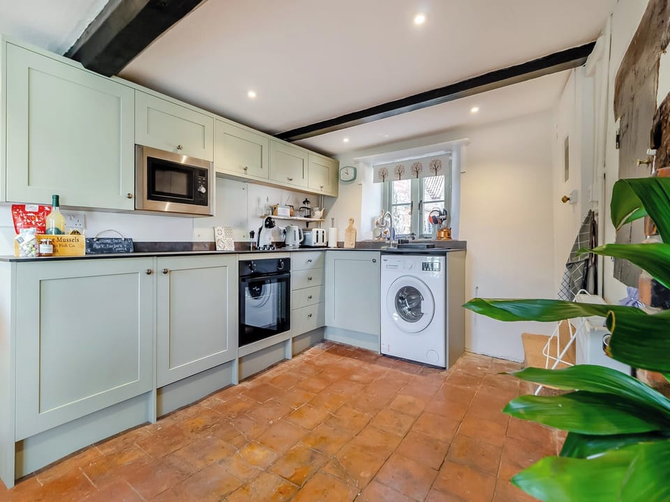 Kitchen/diner | Cherry Tree Cottage - Clevency Cottages, Great Snoring, near Fakenham