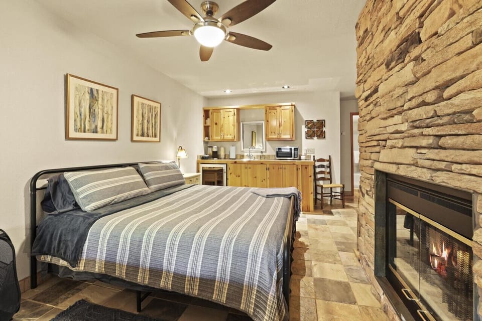 King award-wining Helix mattress