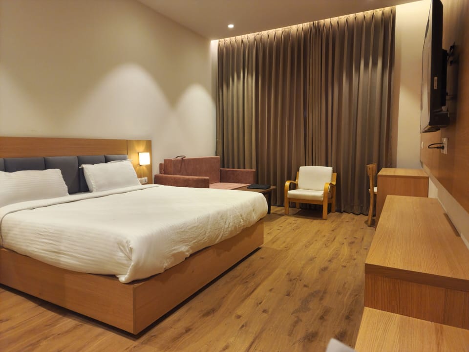 Superior Room | 1 bedroom, Egyptian cotton sheets, premium bedding, memory foam beds